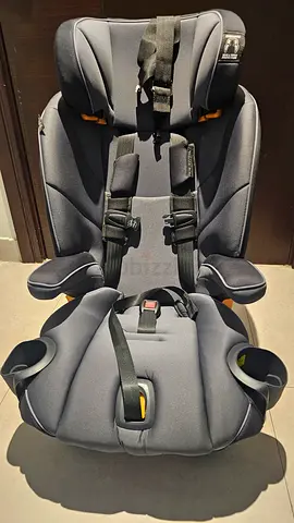 toddler car seat - two-seater booster with harness ( not used) - unwanted gift