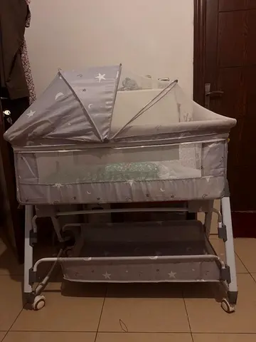 Baby cradle good condition