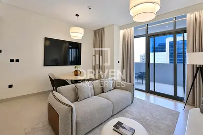 Fully Furnished | Park View | Vacant Unit