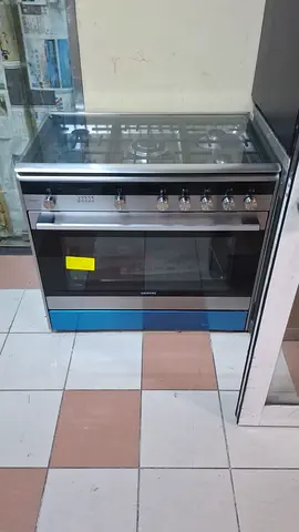 Siemens IQ700 top gas oven electric stove 90cm new
