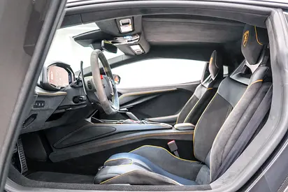 صورة مصغرة 17 لـ 2024 Lamborghini REVUELTO