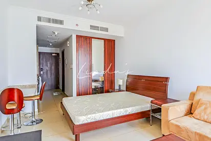 Furnished Studio | High Floor | Near Metro