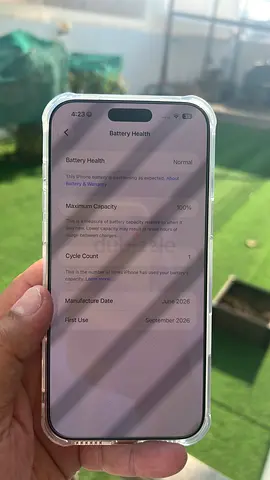 Iphone 17 pro max 256 UAE with 2 cycles counts & 100% battery with 1 year warranty