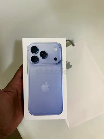 18 pro 256 gb Glacier (From UAE apple store)