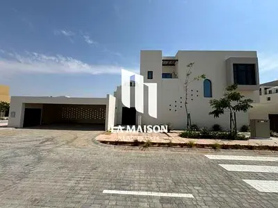 Garden-Edge Joud | 3BR Corner Villa | Al Jurf