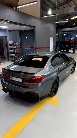 2017 BMW 5-SERIES 照片 11