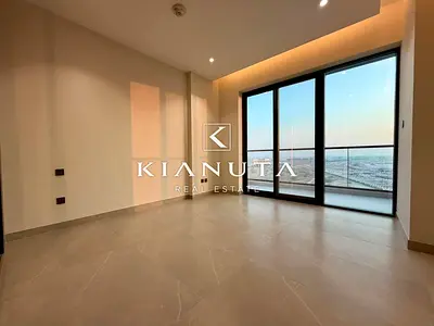 جديدة تماماً | واسعة | تكييف مجاني | مطبخ مغلق