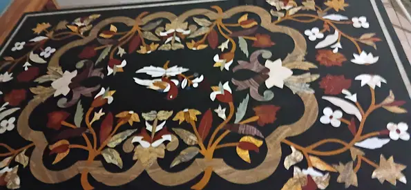 Handmade inlaid floral marble tabletop / decorative panel - Black background