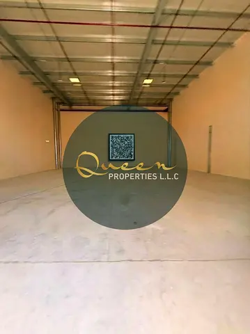 مساحة كبيرة / موقع مميز وحيوي / قريب من الخدمات والمرافق