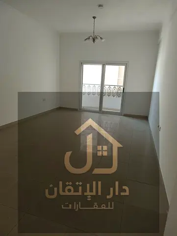 فرصة ذهبية للإيجار شقة غرفة وصالة منطقة المجرة موقع حيوي تكييف مركزي مساحة واسعة