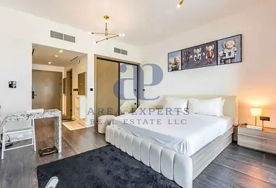 Business Bay | Binghatti Canal | Spacious Studio with Balcony