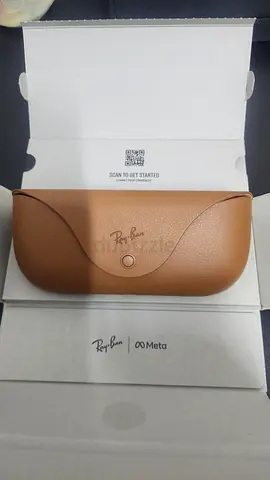 Never used Ray-Ban Meta Wayfarer Gen 2 smart glasses with transitions lenses