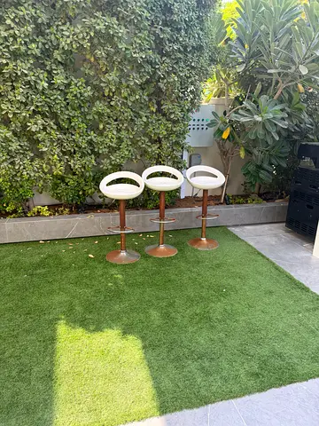Set of 3 Adjustable Swivel Bar Stools