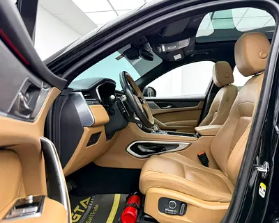 2021 Jaguar F-PACE — миниатюра 14