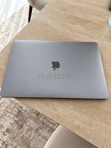 MacBook Pro 15” 2018 –  32GB RAM / 1TB