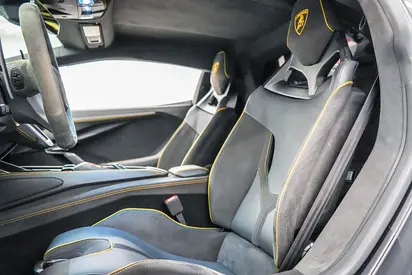 صورة مصغرة 18 لـ 2024 Lamborghini REVUELTO