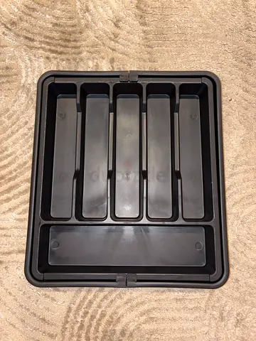 Expandable Black Plastic Cutlery/Utensil Drawer Organizer Tray
