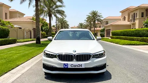 2020 BMW 5-SERIES 照片 2