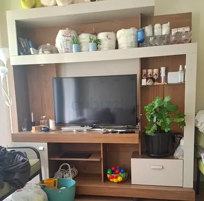 Tv cabinet