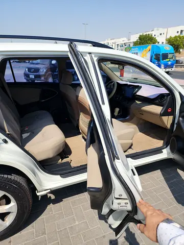 صورة مصغرة 13 لـ 2010 Toyota RAV 4