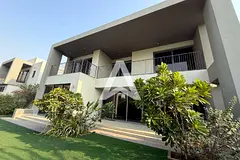 Vacant Soon | Corner Villa | Big Plot