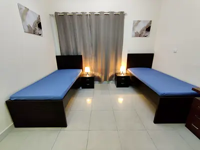 Premium Executive Sharing Master Bedroom | Indian girl | 5 min walk Burjuman metro | No commission