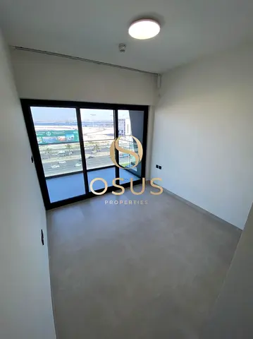 Modern 1 BR | Spacious | Great Location