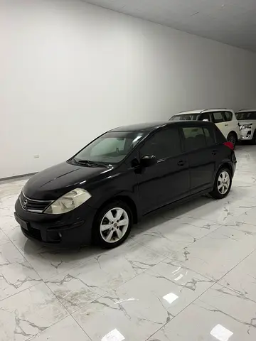 Well Maintained 2011 Nissan Tiida SE - GCC Specs