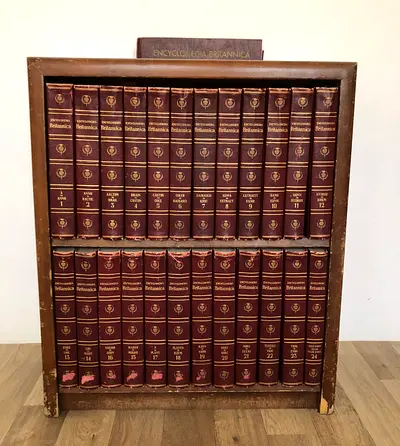 Encyclopedia Britannica 1959 with Bookcase - Vintage / Collector’s Item