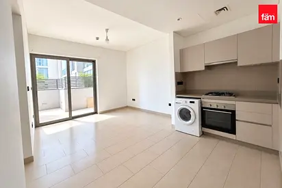 Private Terrace | Study Room | Multi Cheques