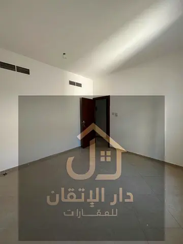 غرفة وصالة في المصلى بجانب جراند مول بـ22,000 درهم