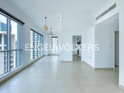 Upgraded | Spacious | High Floor | Prime location