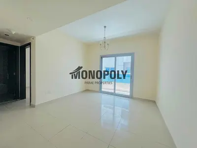 شقة واسعة مع شرفة وإطلالة مفتوحة بجوار صحارى مول | 30 يوماً مجاناً | استخدام مجاني للنادي الرياضي والمسبح وخدمات الصيانة