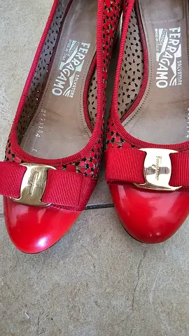 Authentic ferragamo shoes size 37