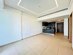 Pool View 1BR | Modern Open-Plan | Mid Floor