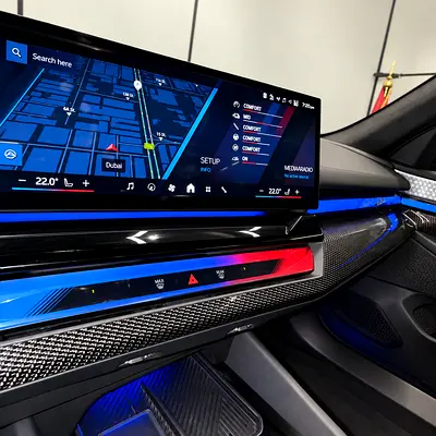 2025 BMW M5 照片 15