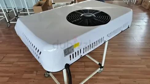 Roof-mounted RV/Van Air Conditioner Unit - Used, Good Condition
