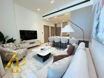 BRIGHT AND MODERN 1BR | PRIVATE POOL | HIGH FLOOR