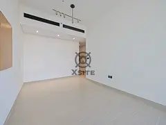 Classy 1 BR | On High Floor | Ready to Move
