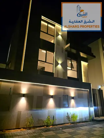 فيلا جديدة بالكامل للبيع في الحليو 2 – عجمان فرصة مميزة لامتلاك فيلا جديدة بتصميم عصري وتشطيب سوبر ديلوكس، مكونة من 3 طوابق، ومجهزة بنظام منزل ذكي مع