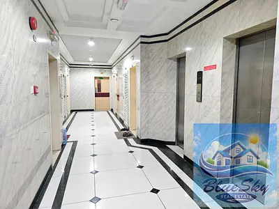 Best deal 2bhk with BALCONY WARDROBE FAMILY BUILDING just for rent 33k