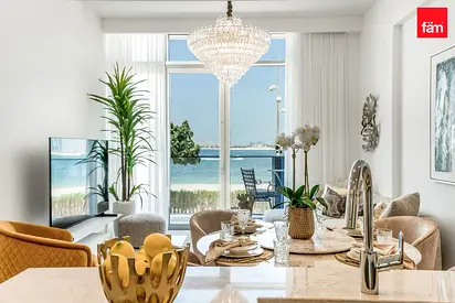 Palm View | Townhouse | Fully Upgraded
