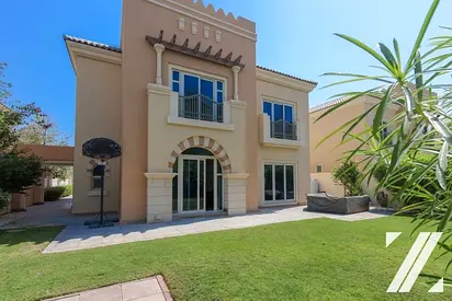 Spacious 5 Bed Villa | Well-Maintained | Exclusive