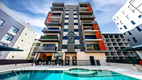 Bright & Spacious | Well Maintained | Mid Floor
