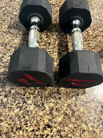 Set of 2 Dumbbells - 5 kg each