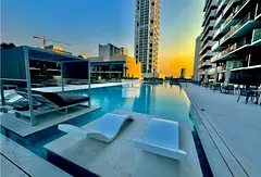 UNFURNISHED | VACANT | PREMIUM FINISHING