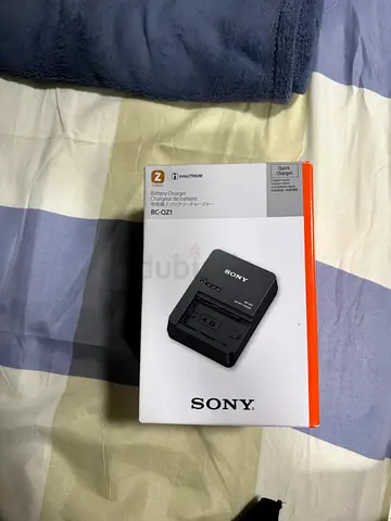 Sony BC-QZ1 Battery Charger (boxed) - Genuine Sony charger for NP-FZ100