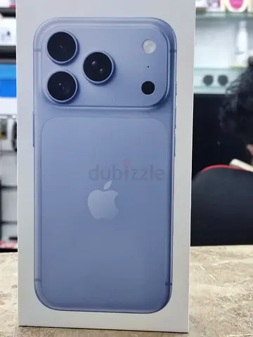 18 pro 256gb TDRA Blue color