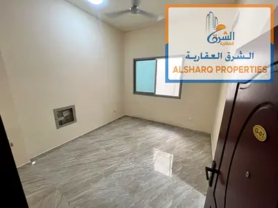 استديو مساحة كبيرة مطبخ منفصل تكييف مركزي بنايه جديده وعائلات موقع ممتاز