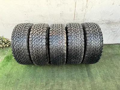 5x Bfgoodrich 315/70R17 AT KO2